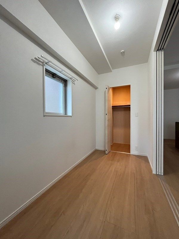 ベッドルーム