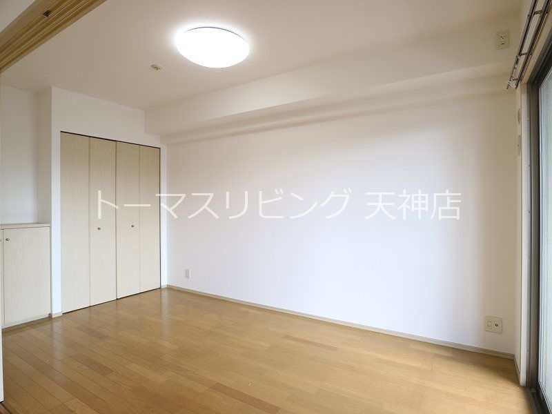 ベッドルーム