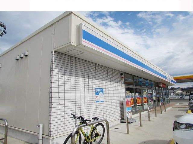 近くのローソン志免田富3丁目店まで150m(徒歩2分)