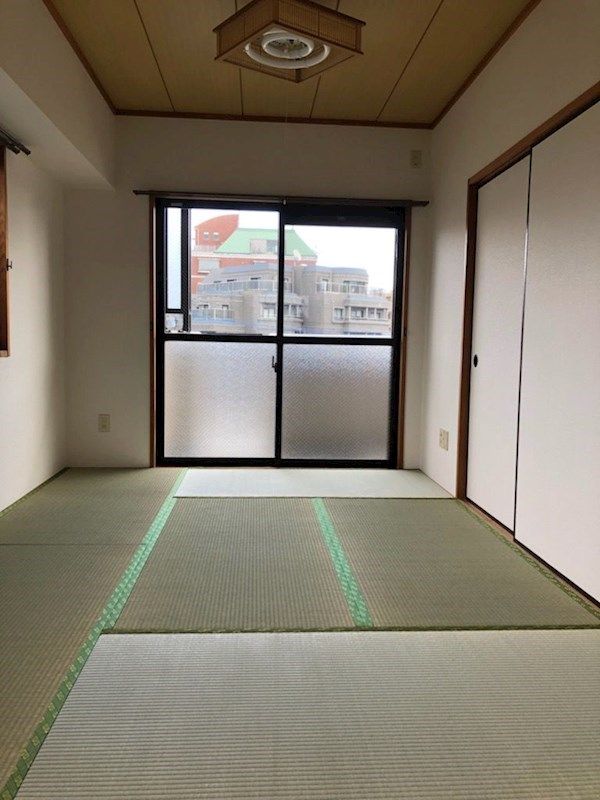 ベッドルーム