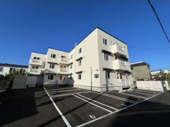タウンハウス山鼻の外観画像