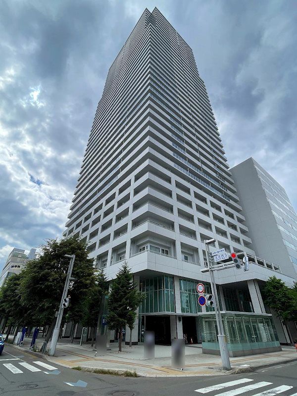 8・3スクエアD’グラフォート札幌ステーションタワーの外観画像