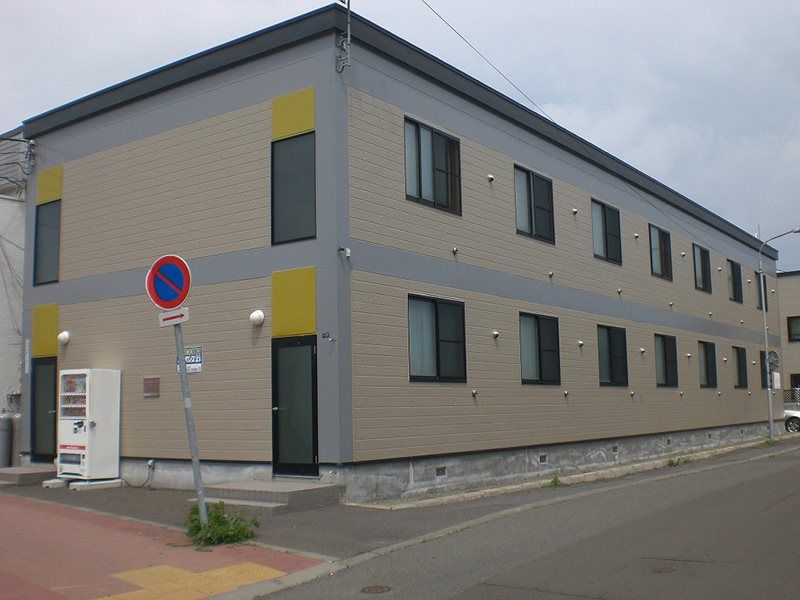 エムス<家具家電付き>の外観画像