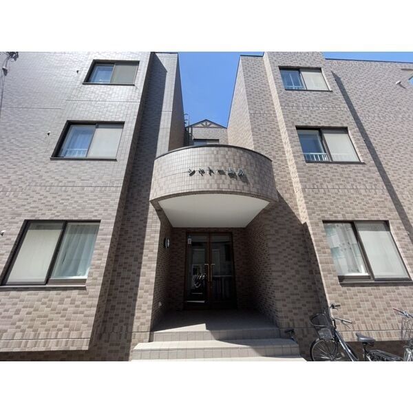 シャトー山鼻の外観画像