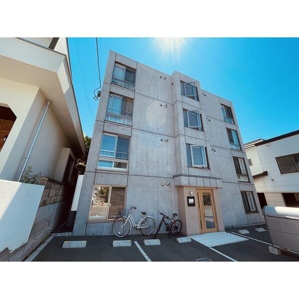 グランドハイアット澄川の外観画像