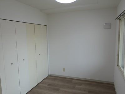 ベッドルーム