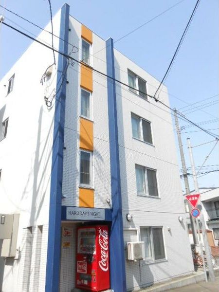 ハードデイズナイトの外観画像