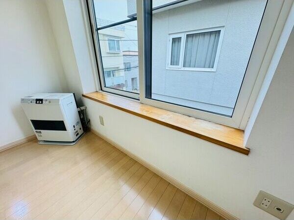 ベッドルーム