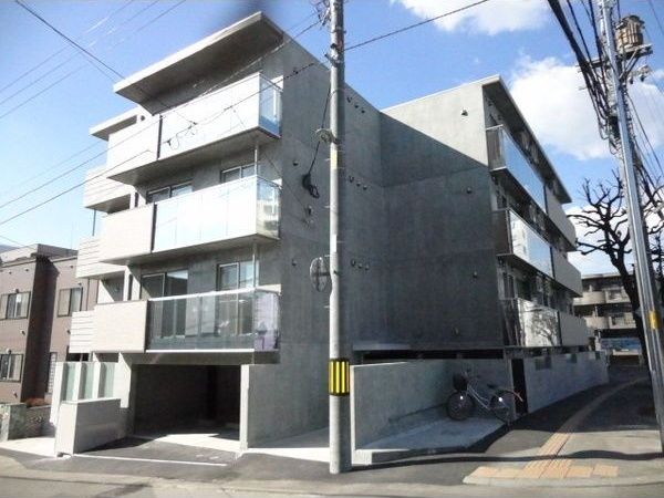 ミカーサ学園前の外観画像