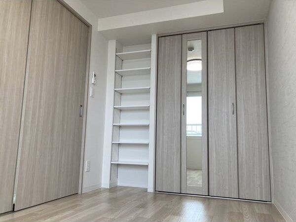 ベッドルーム