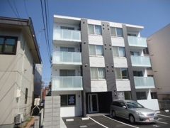 メゾン・ド・ルポ南平岸の外観画像