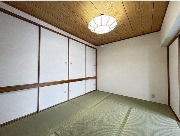 ベッドルーム