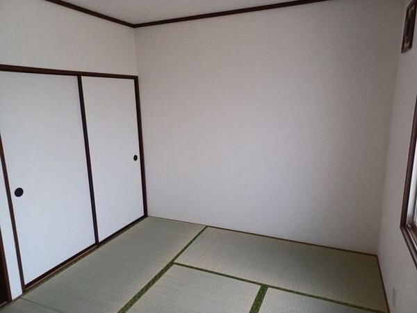 ベッドルーム