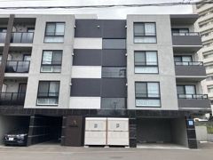 アルファスクエア福住2条の外観画像