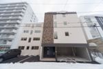 ブルーイング北7条の外観
