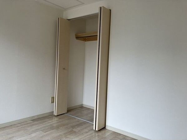ベッドルーム