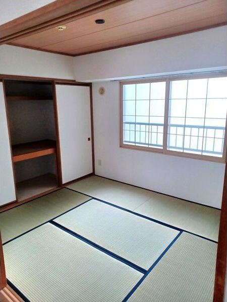 ベッドルーム