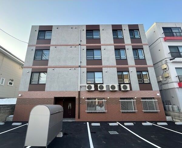 クロスルーチェ（CROSS LUCE）の外観画像