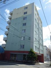 e-oneの外観画像