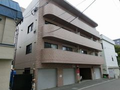 クレアーレの外観画像