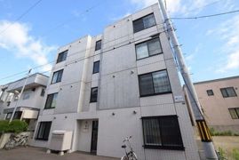 ピノ・ノワール医大前の外観画像