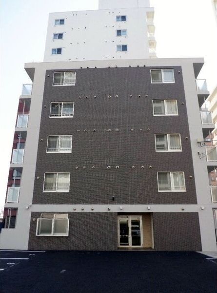 ラフィーネ中島公園プレミアムの外観画像