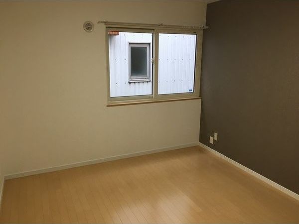 ベッドルーム