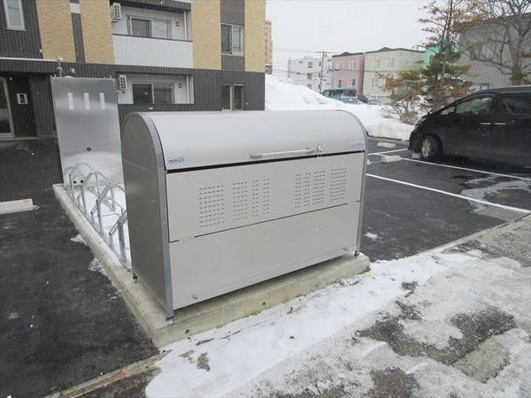 その他