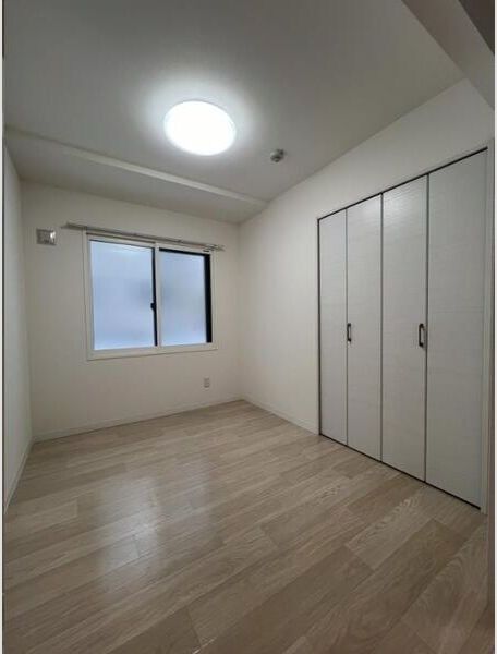 ベッドルーム