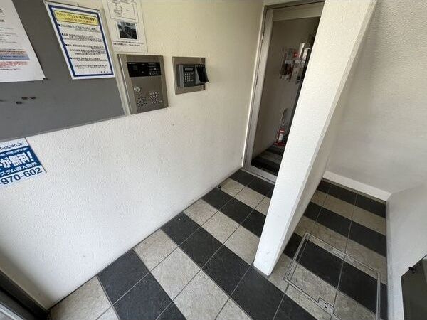 エントランス