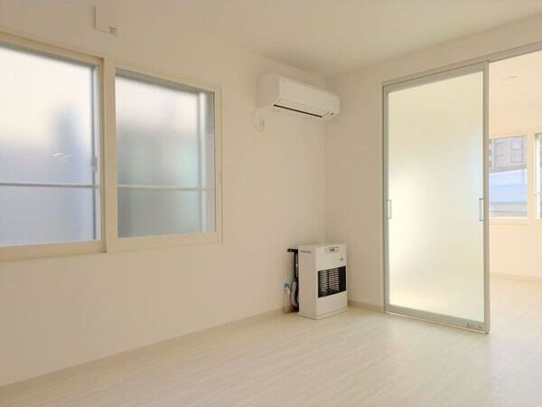 ベッドルーム