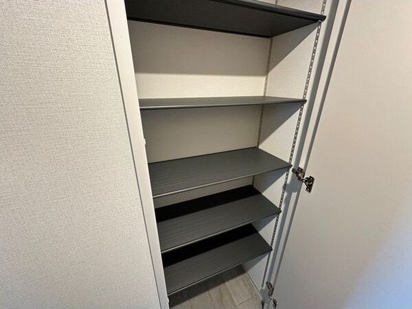 収納