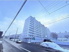 山鼻サンタウン三号館の外観画像