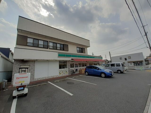 近くのローソンストア100 岡崎緑丘まで450m(徒歩6分)