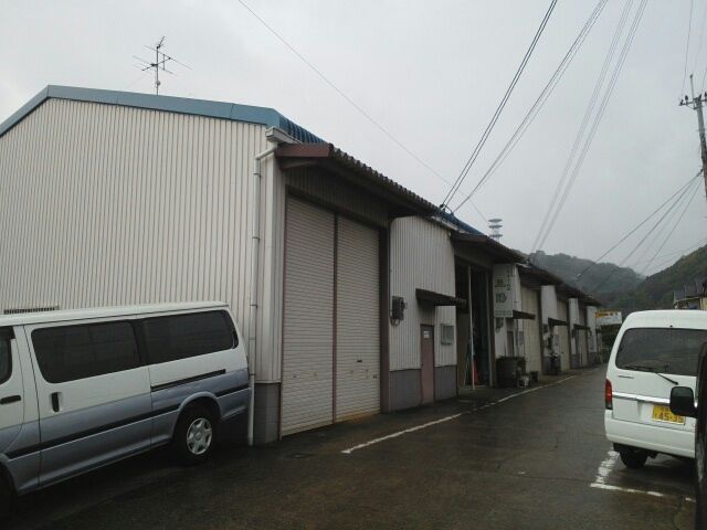 八幡三ノ甲倉庫の外観画像