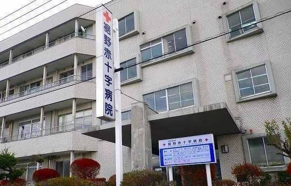 近くの裾野赤十字病院まで350m（徒歩5分）