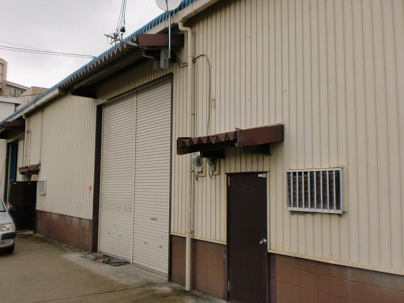 藁屋町94番地倉庫の外観画像