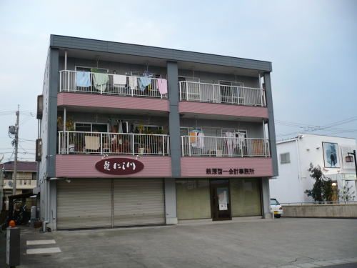 ドミールニシガワの外観画像