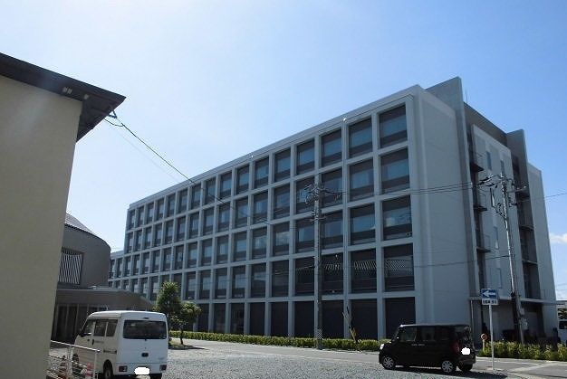近くの高浜豊田病院まで450m(徒歩6分)