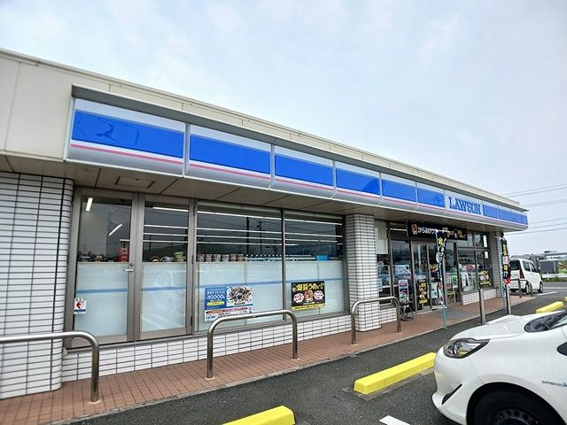近くのローソン 豊川森店まで994m(徒歩13分)