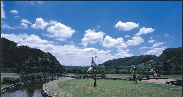 近くの相模川自然の村公園まで2,000m（徒歩25分）