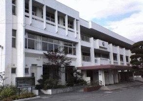 近くの福木小学校まで850m（徒歩11分）