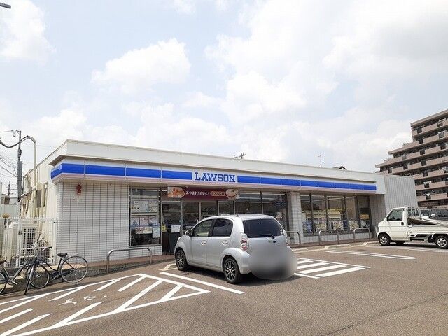 近くのローソン　古知野店まで450m（徒歩6分）
