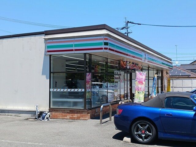 近くのセブンイレブンまで393m(徒歩5分)
