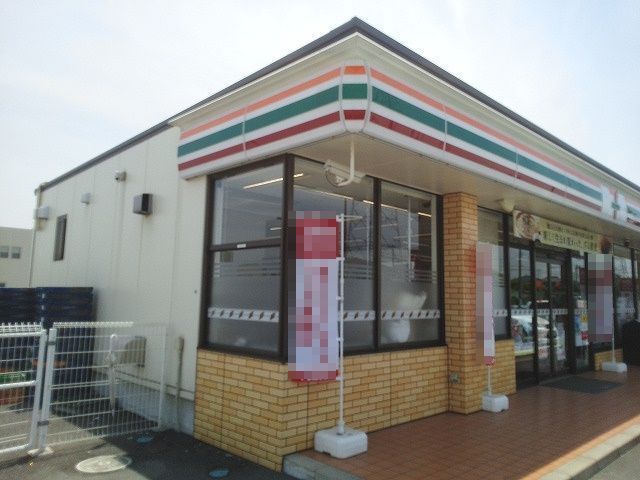 近くのセブンイレブン市原更級一丁目店まで500m（徒歩7分）