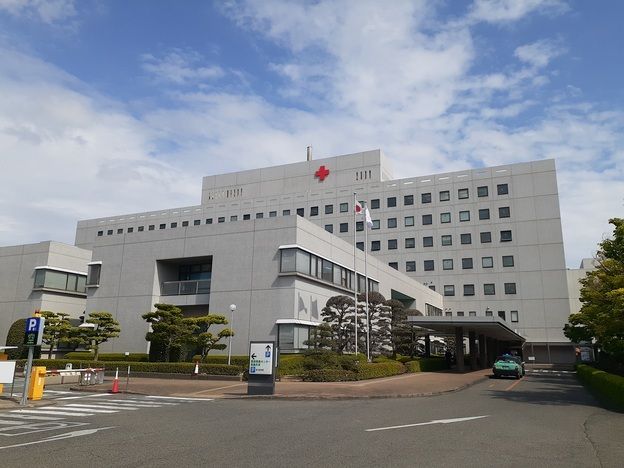 近くの岡山赤十字病院まで400m(徒歩5分)