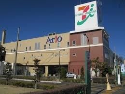 近くの新堀小学校まで2,900m（徒歩37分）