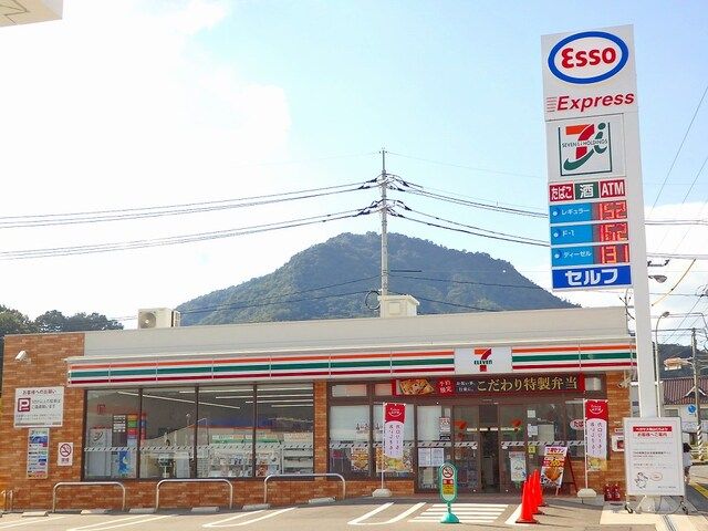 近くのセブンイレブン 亀山SS店まで210m(徒歩3分)