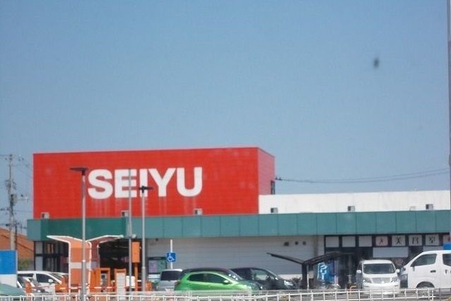 近くの西友高砂駅前店まで450m（徒歩6分）