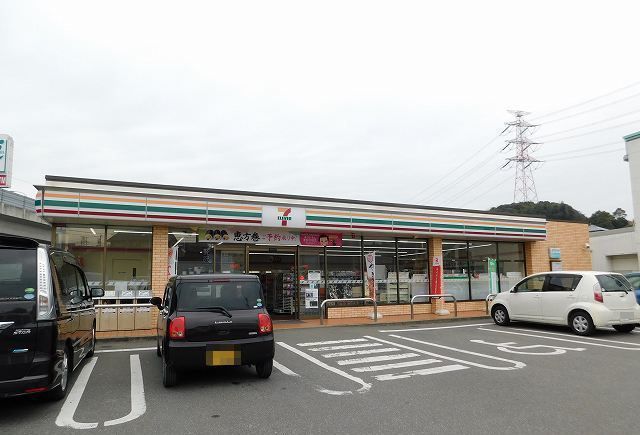 近くのセブンイレブンまで500m(徒歩7分)